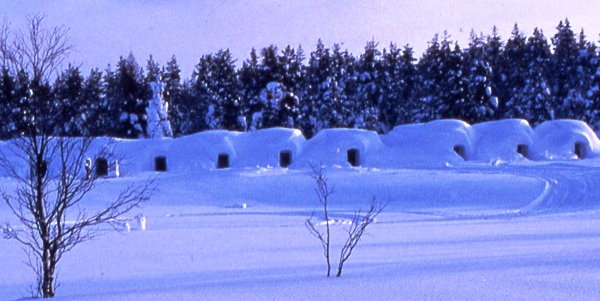 hotel Kakslauttanen